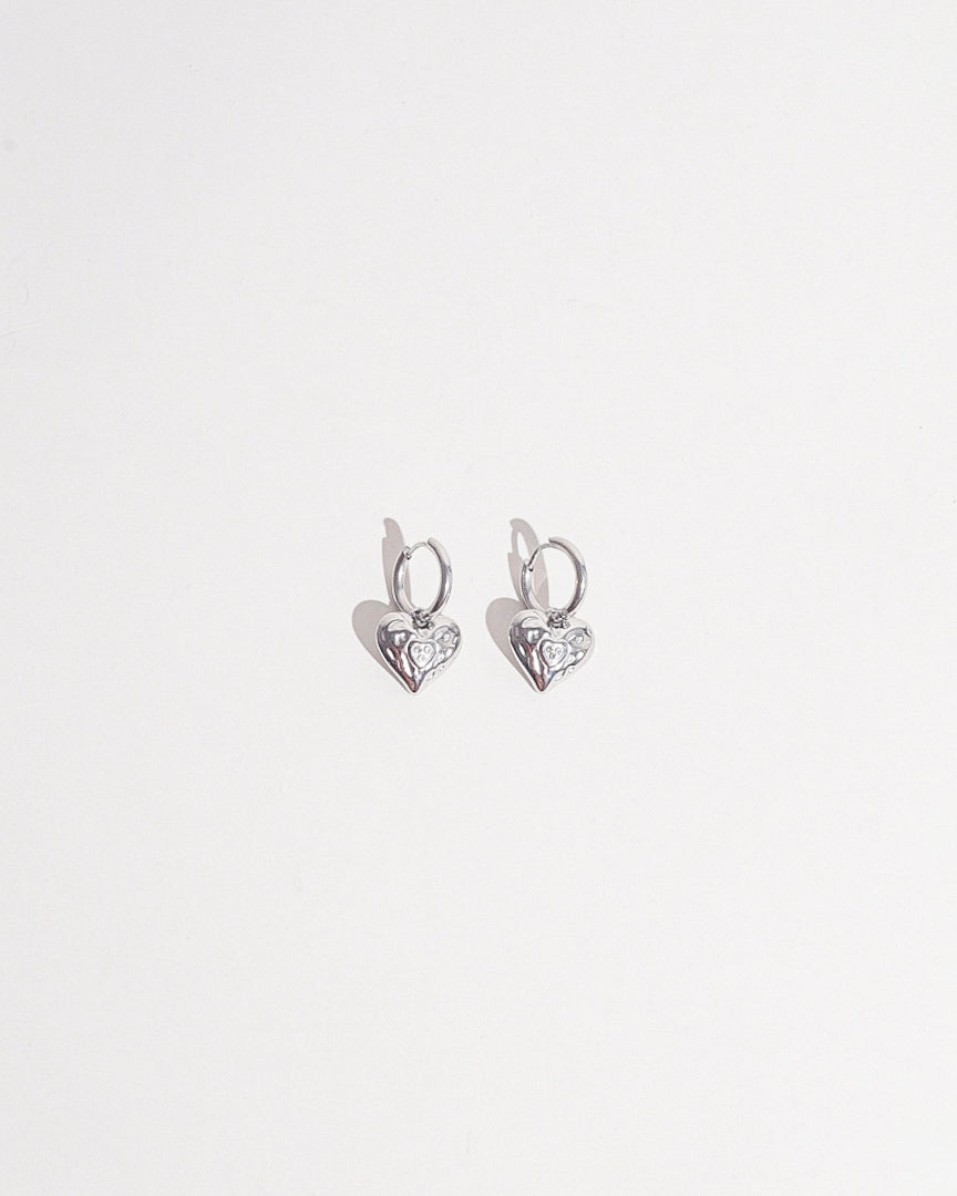 Adora (Silver)