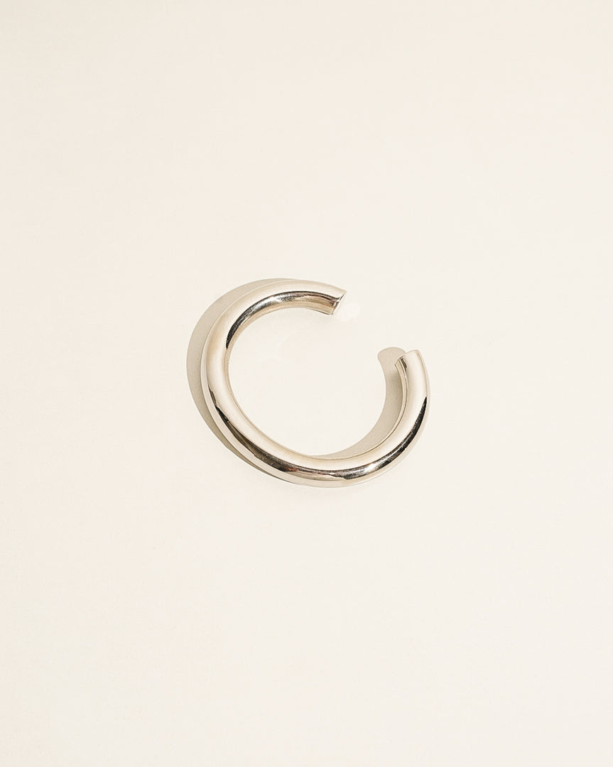 Kai Bangle (Silver)