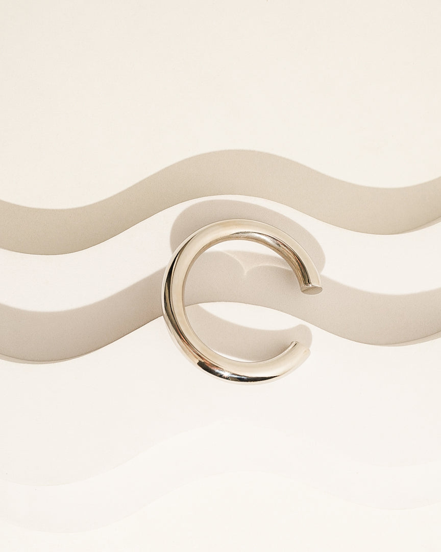 Kai Bangle (Silver)