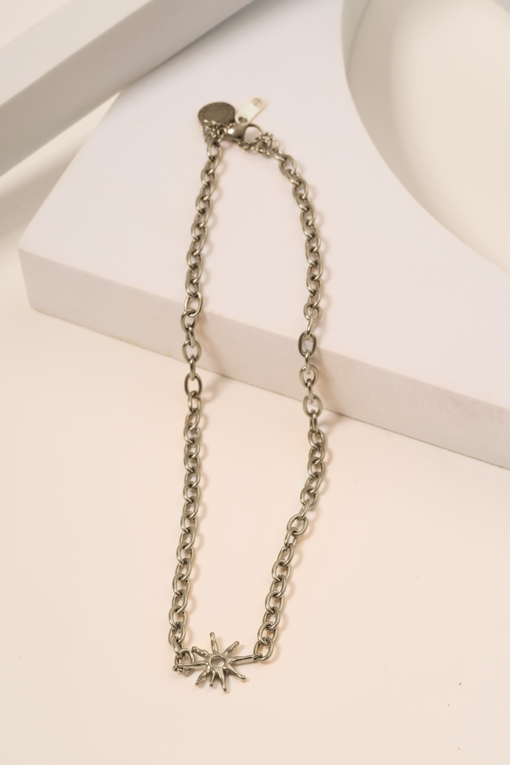 Araw Choker (Silver)