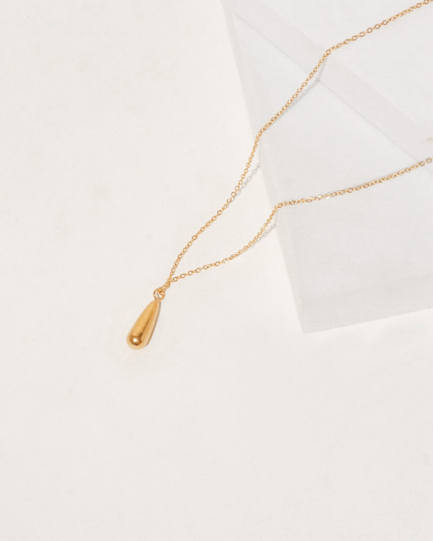 Peu Necklace